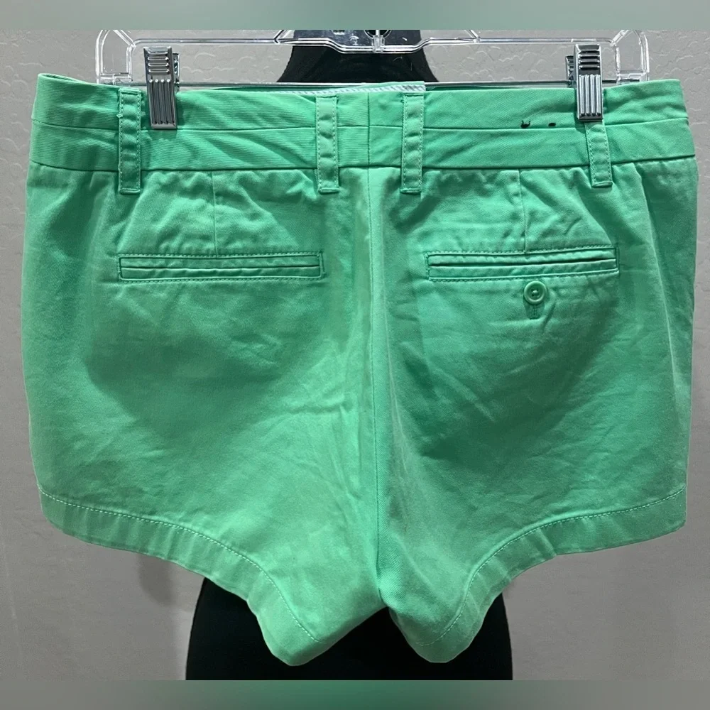 J Crew Size 8 Chino green cotton shorts